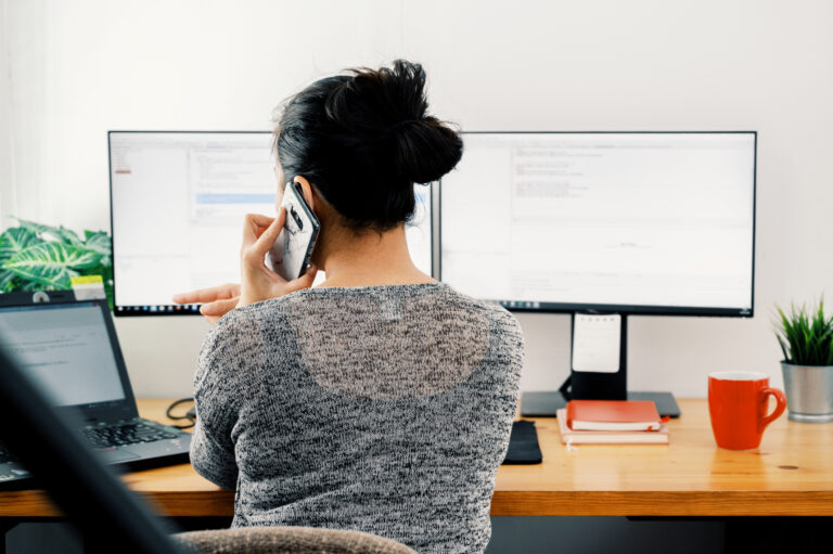What Are Multiple Desktops and Virtual Desktops in Windows?